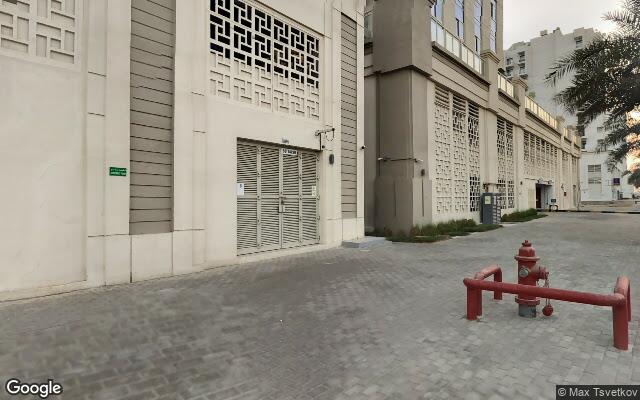 Street View near Azizi. Freesia